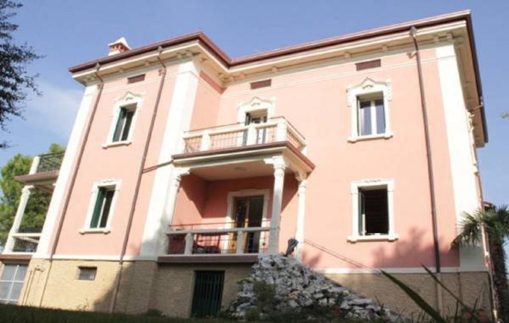 B&B La Familia Lazise Dış mekan fotoğraf